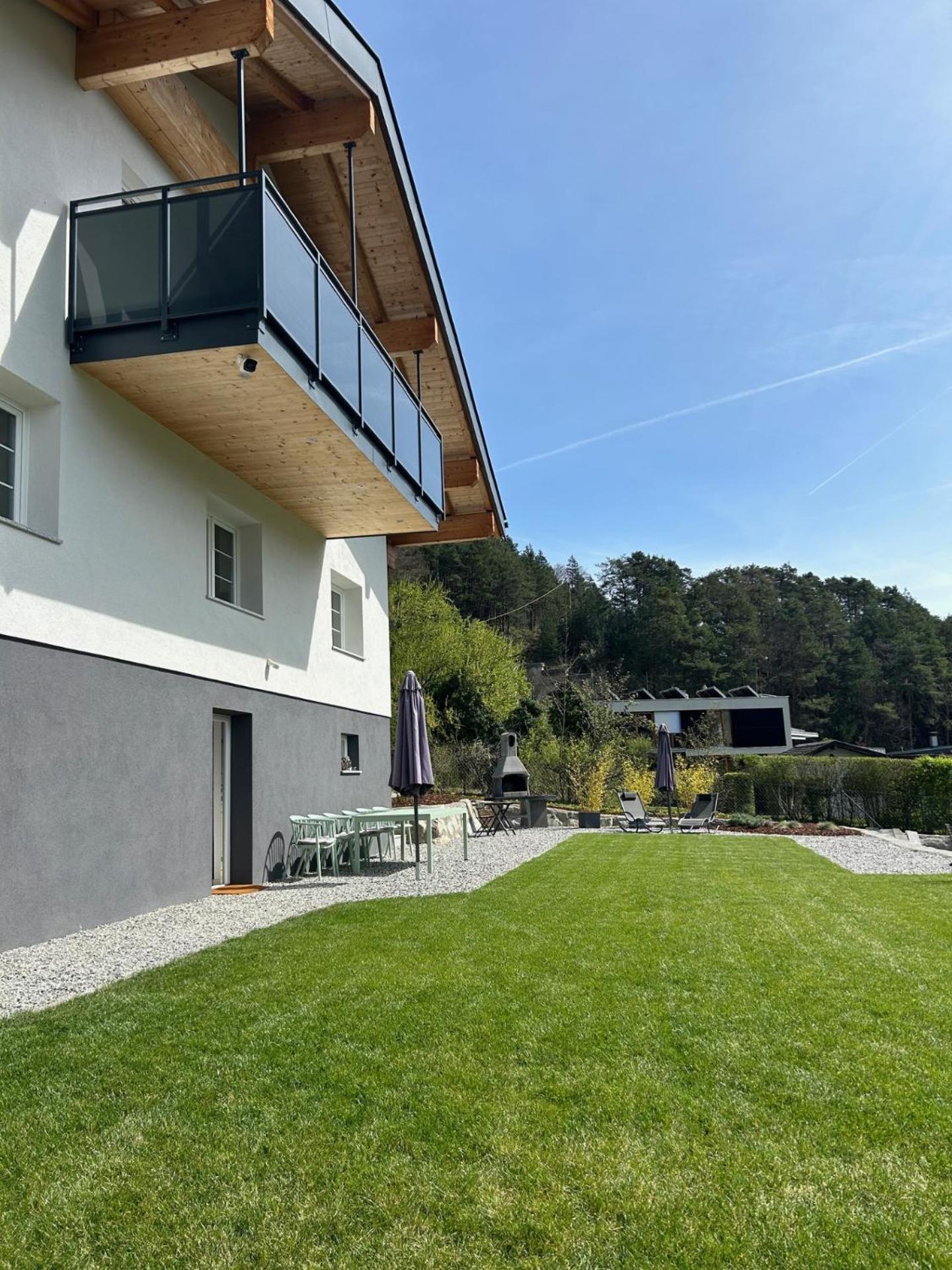 Wohnung Mit Garten Und Panoramablick In Innsbruck Kültér fotó